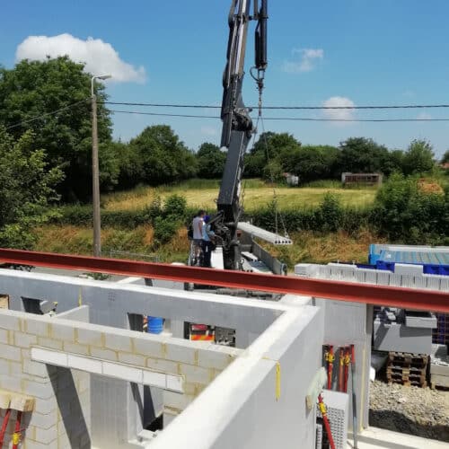 Bloc coffrant isolant et pierres reconstituées - Boldas